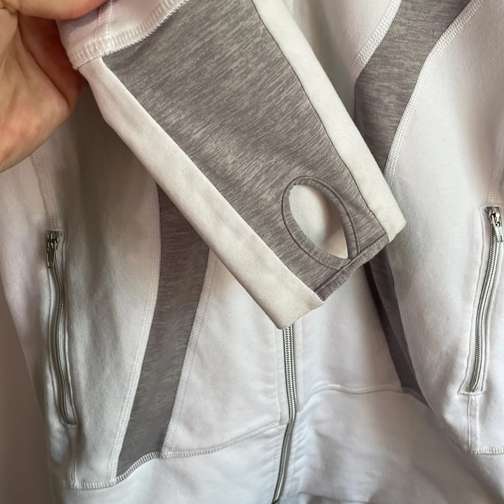 Lululemon P3 Zip Up Jacket - Picture 4 of 7
